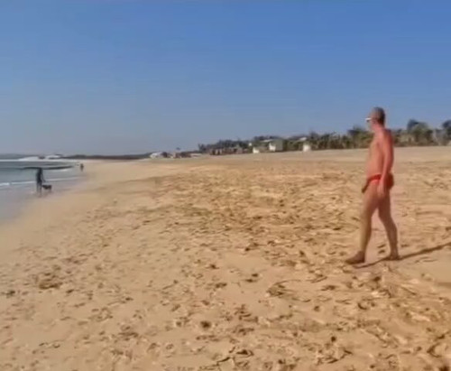 an9Q5QYouyCll vw.jpg