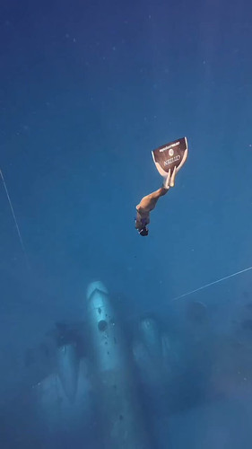 Yeo2HEzQW gEAGs2.jpg