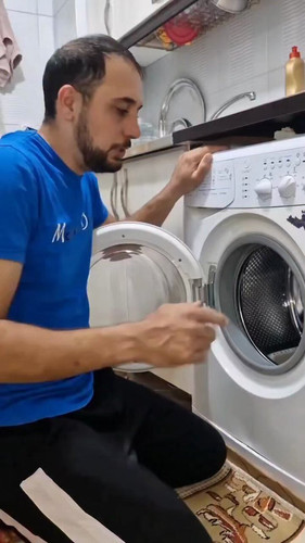 PhM7 d3YI8a145Cw.jpg