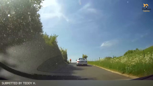 Ho2 6OnsxBlyhRxA.jpg