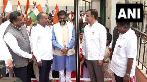 J TUxkI7GZvOyB2F.jpg