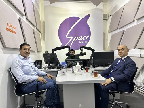 532951633 1218443563417945 7246611863218622862 n.jpg?stp=cp6 dst jpg s720x720 tt6& nc cat=104&cb=99b.jpg