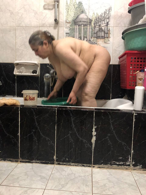 انهارده يوم مش عادى..انهارده عيد ميلادى FECxQff