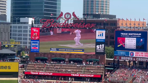 lxmd U6YHzw5mvQV.jpg