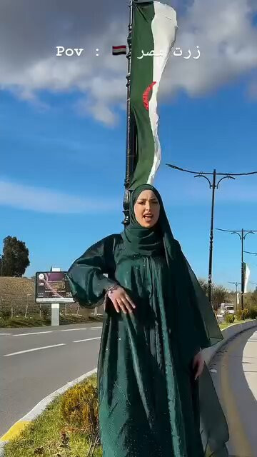 4xzBy BGUorKatlB.jpg