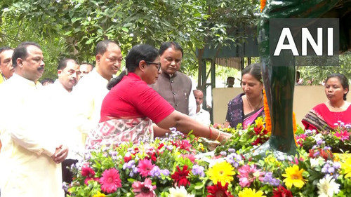 Q8v NLa7T6zdhJhx.jpg