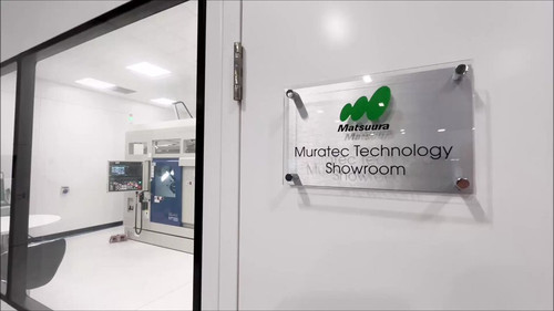 NCIJ53Y ZqRtOt1A.jpg