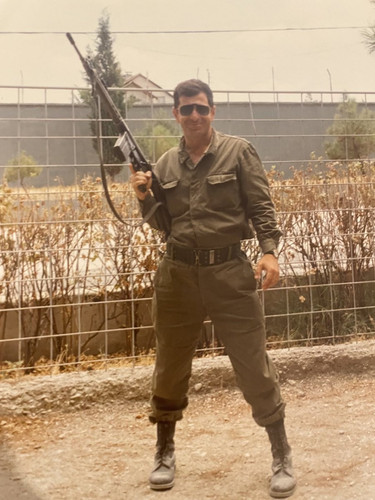 GtAwsbZW0AAC J7?format=jpg.jpg