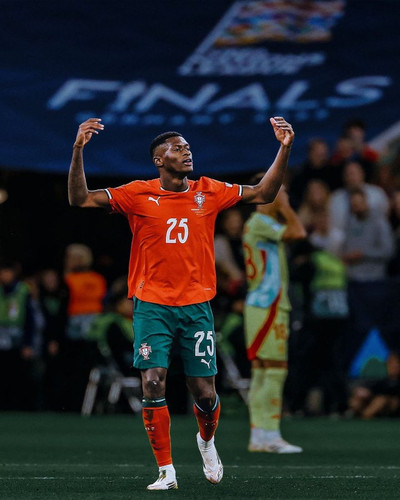 Gs83ECdXgAEWDjD.jpg