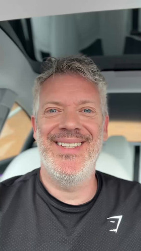 8zKBy3kVYDnVZ3f .jpg