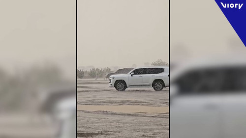 b3ymw302LoQXE Sp.jpg