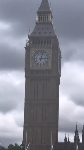 yadNG VIPr QUbdl.jpg