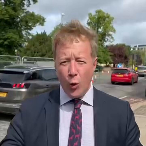 VBciZtmnYFc6uL V.jpg