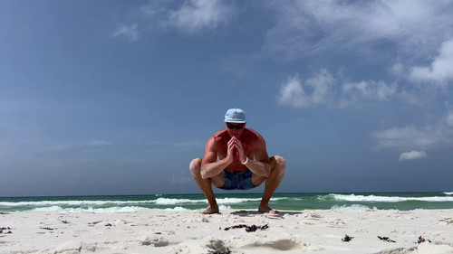 ECmrLyE 7QPLZ7NY.jpg