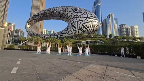 gI9UdozY66kc Pen.jpg