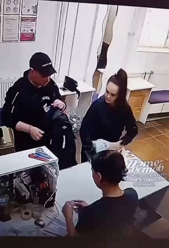aTTZUJaANS3vYTlI.jpg