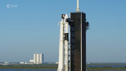 XWUxKtEyA 0I45Ta.jpg