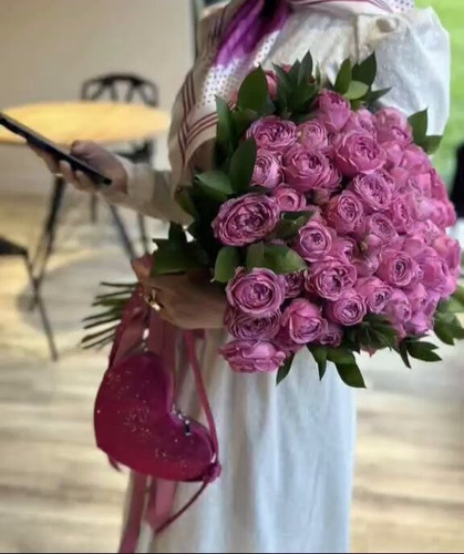 oyWrm5jPnodY MCY.jpg