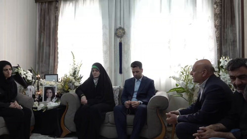 TO5MFO3XawjifQ v.jpg