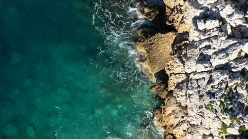 5V 2LFSvlIoYtQKC.jpg