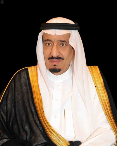 Gs7cKtrbAAAnyKI.jpg