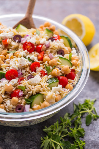 Greek Orzo salad 22e 1 of 1.jpg