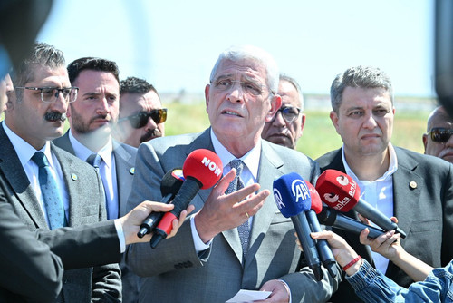 GtBZjrUXgAAS1 A.jpg