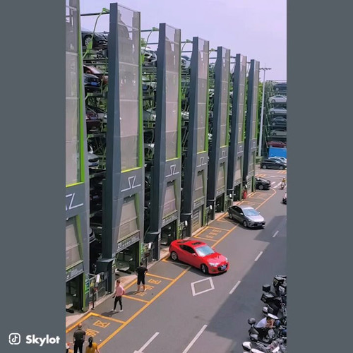 0 8jbpHzc0JOTumU.jpg