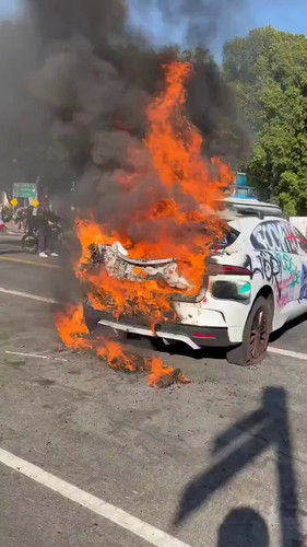 wojIYpxwB N0s7EM.jpg