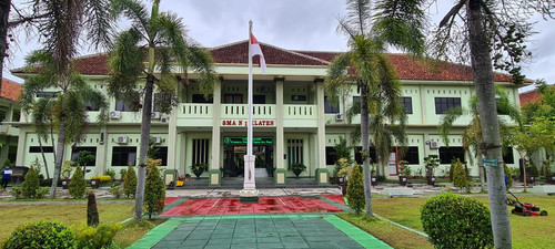 GAMBAR GEDUNG.jpg