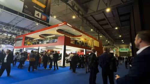 zwZ0Wzrupb 3DBh .jpg