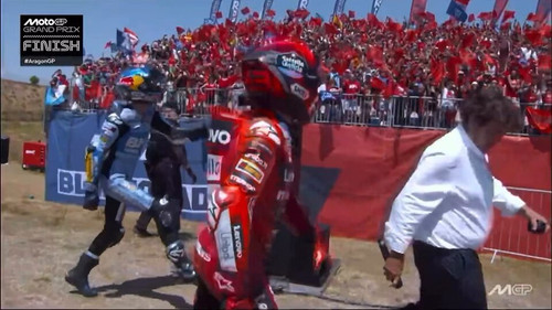 FsvwGjwlb1 LXPu3.jpg