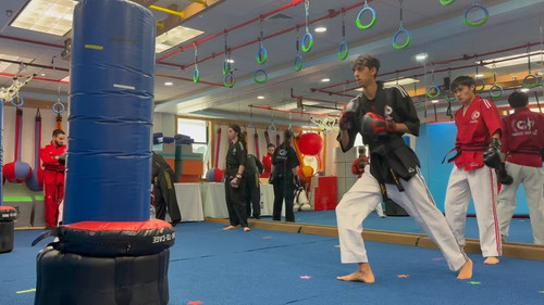 poUSlZ UmjuqDJH6.jpg