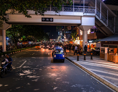 R1 stop 04 night.jpg