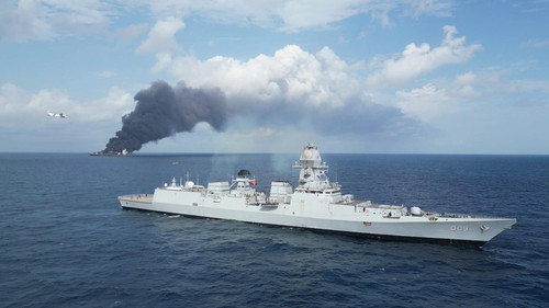 GtAxYeoWIAABX8L.jpg