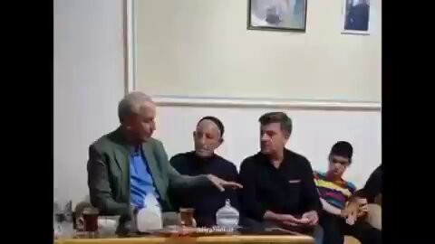 c tltxP2XlO1joc4.jpg