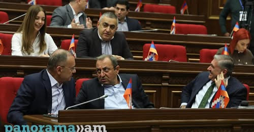 11698404992704684953?url=https%3A%2F%2Fstatic.panorama.am%2Fstorage%2Ffiles%2F0artsvikminas 2 1200x6.jpg