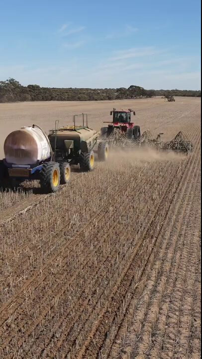 1r2qf 2dm38rp0kc.jpg