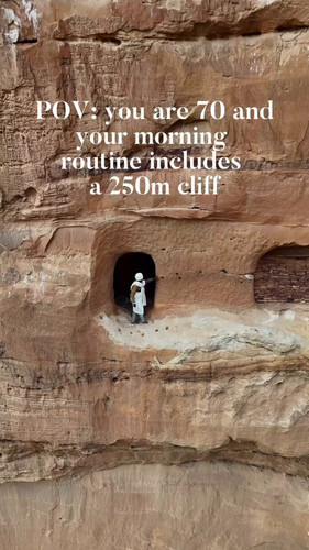 QM8htEVflrR dkLu.jpg