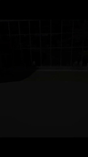 NGN6j2ST8bYp7zNQ.jpg
