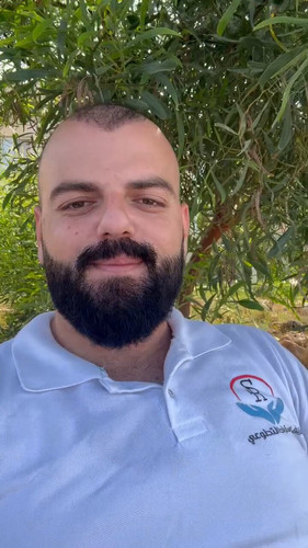 EbzN DwiPU0bsUus.jpg