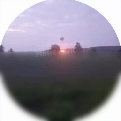PwFT Mi1b6vKEBoe.jpg