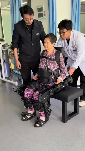 KFcvSds1f0QIdd i.jpg