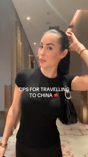 jbx2oz2v74 xE Zz.jpg