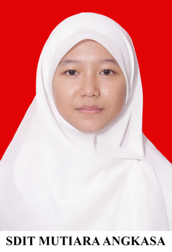 Deliza Adelia Fajri Latifah.jpg