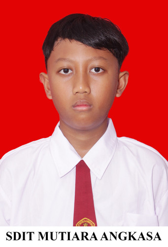 Fatih Izzatul Ahmad.jpg
