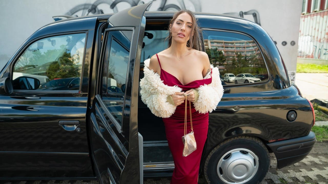 FakeTaxi 25 06 09 Coco Bae My Sugar Daddy Can Wait [ 1080p]