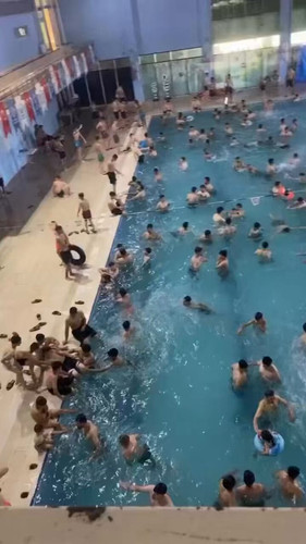 vrUFa0Avm sevDWK.jpg