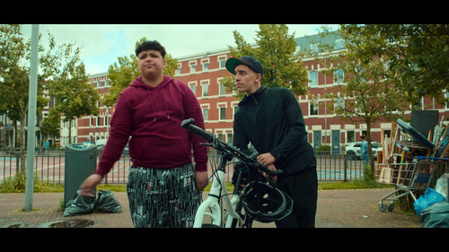 vlcsnap 2025 07 12 00h41m00s641