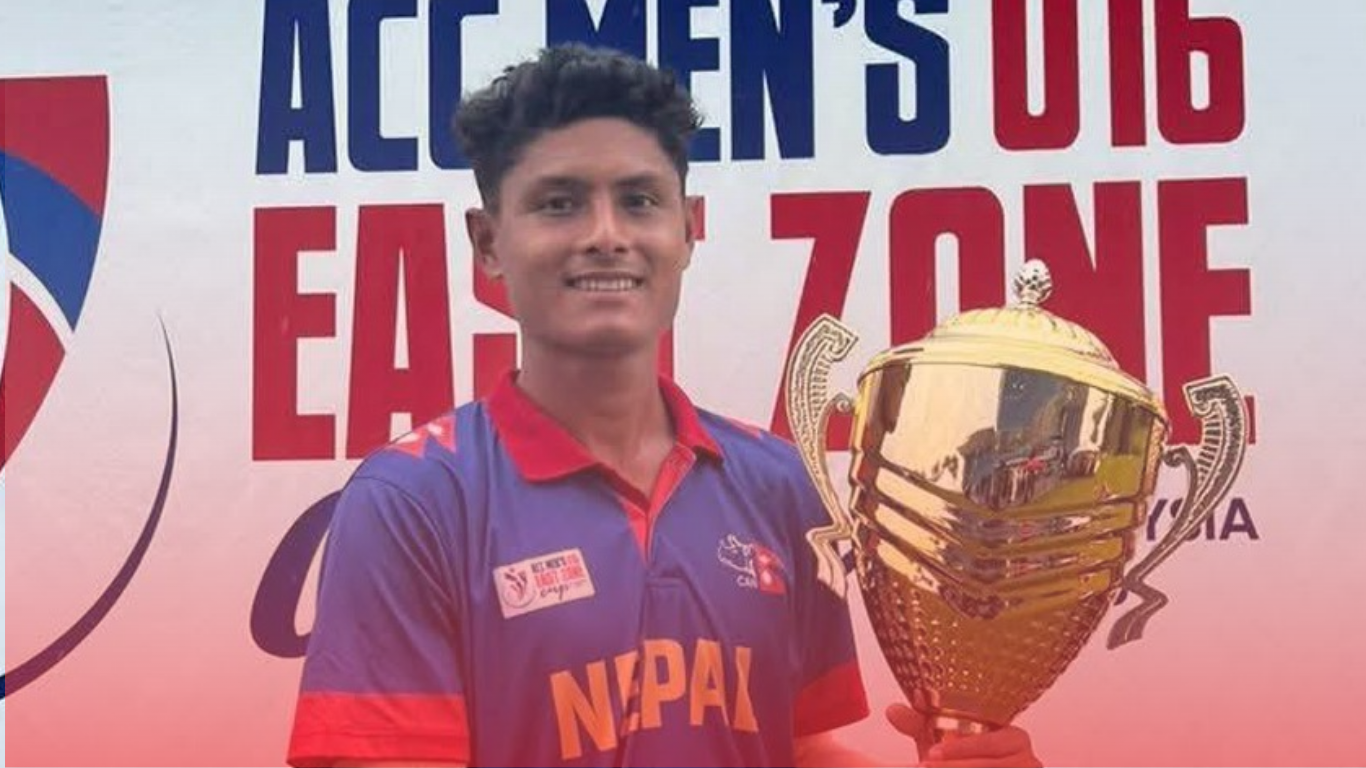 क्रिकेटर सुशील रावललाई एक लाख रुपैयाँ सहयोग
